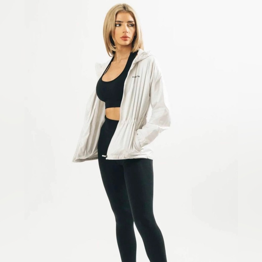 Alphalete Infinity Explorer Jacket in White (xs) - Picture 3 of 4
